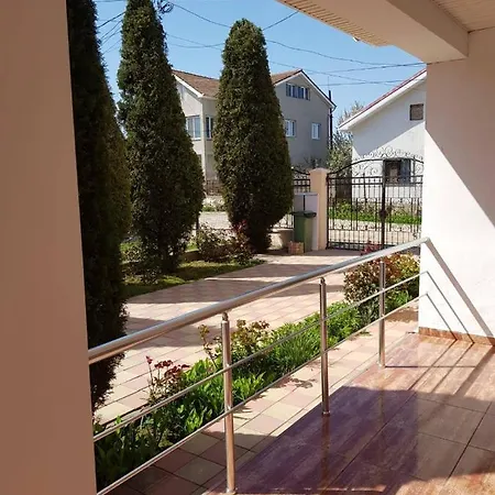 Casa Adina