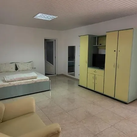 Casa Adina Guest house *