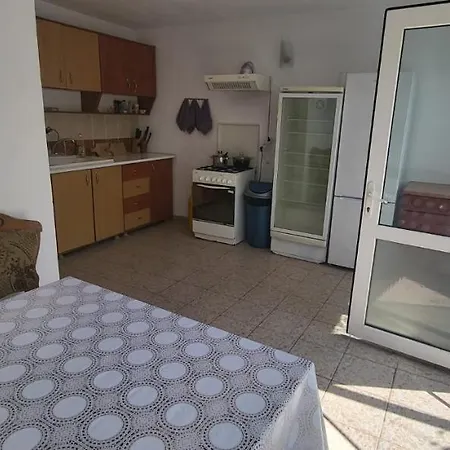 Casa Adina 2 Mai